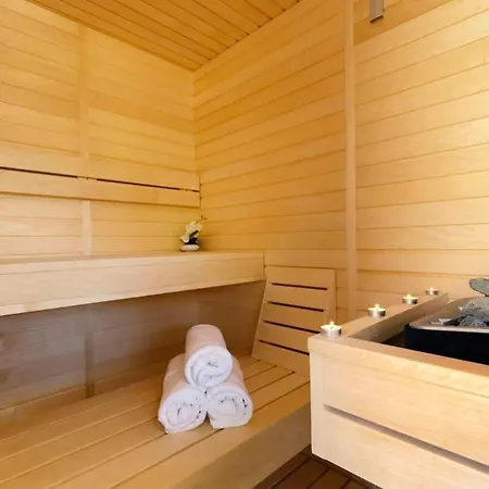 Luxurious With Heated Pool And Mountain View *